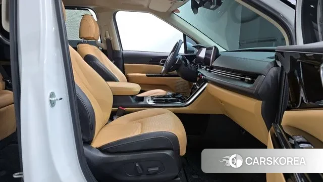 Kia Carnival 4th generation 2021 Белый из Кореи, фото 2