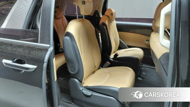 Kia Carnival 4th generation 2022 Черный из Кореи, фото 2