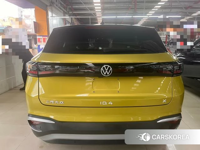 Volkswagen ID.4 X 2022 Желтый из Китая, фото 2
