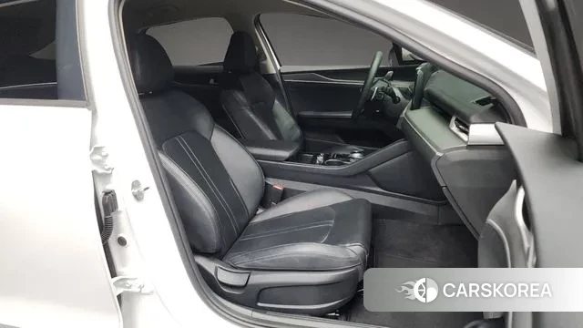 Kia K5 3rd generation 2021 Белый из Кореи, фото 2