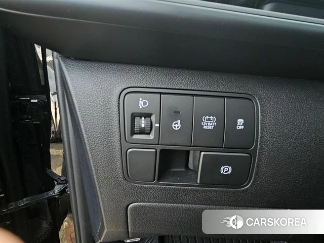 Hyundai Staria 2025 Черный из Кореи, фото 2