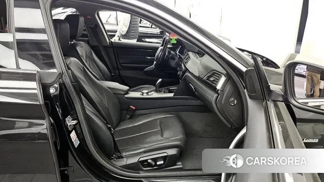 BMW 4 Series (F32) 2018 Черный из Кореи, фото 2