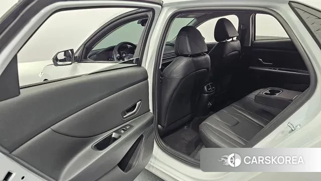 Hyundai The New Avante (CN7) 2025 Белый из Кореи, фото 2