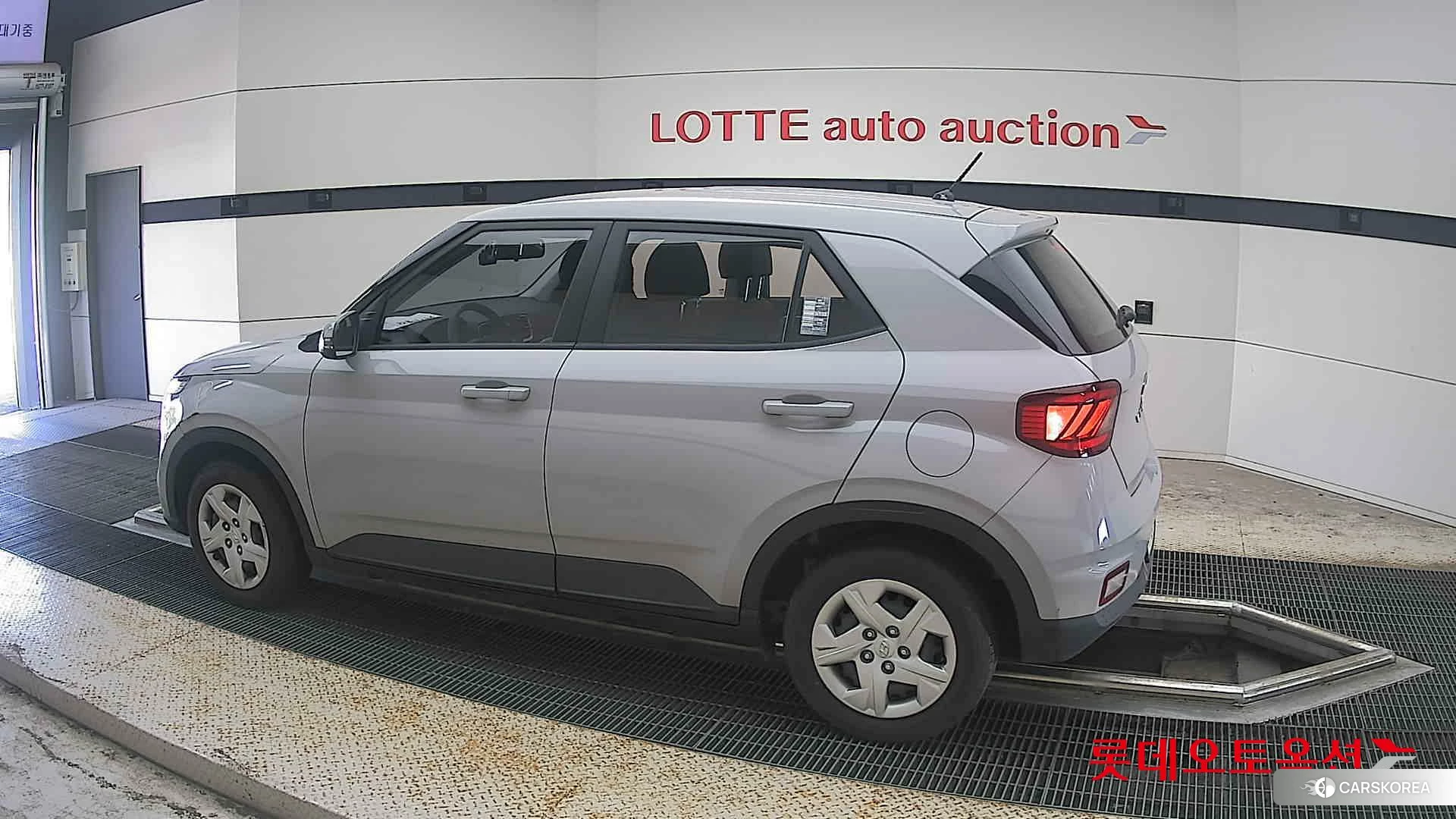 Hyundai Venue 2022 Cyber Grey Metallic из Кореи, фото 2