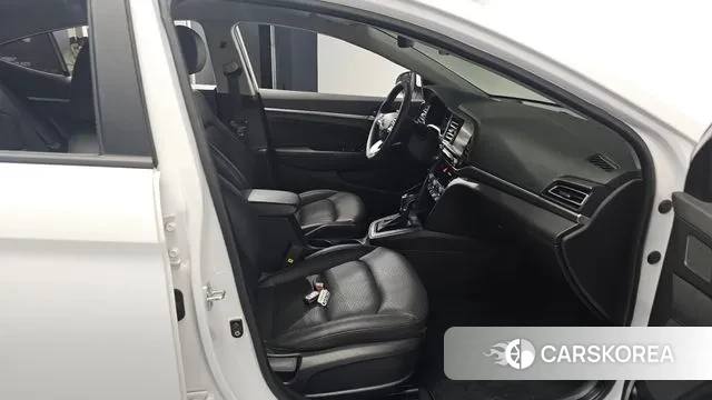 Hyundai The New Avante AD 2019 Белый из Кореи, фото 2