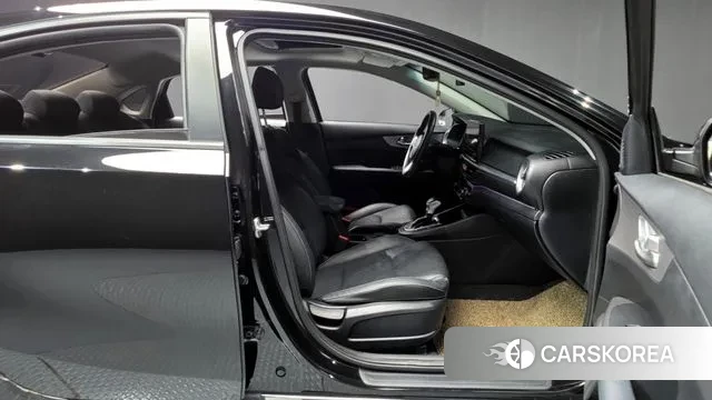 Kia The New K3 2nd generation 2021 Черный из Кореи, фото 2