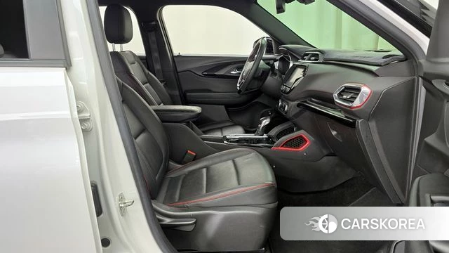 Chevrolet (GM Daewoo) Trailblazer 2021 Белый из Кореи, фото 2