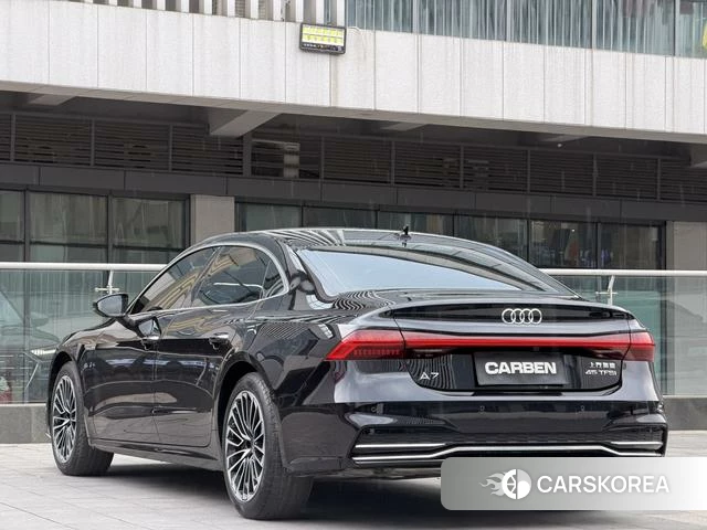 Audi A7L 2024 Черный из Китая, фото 2