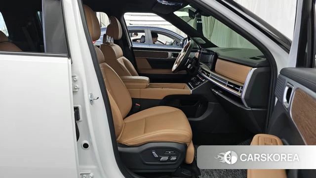 Hyundai Santa Fe (MX5) 2024 Белый из Кореи, фото 2