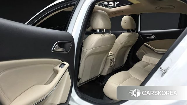 Mercedes-Benz GLA-Class X156 2019 Белый из Кореи, фото 2