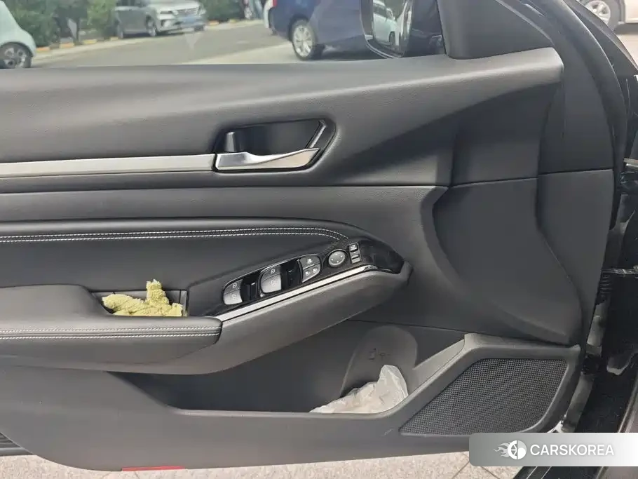Nissan Altima 2024 Черный из Китая, фото 2