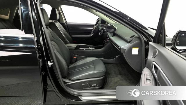 Hyundai Sonata D Edge Hybrid (DN8) 2025 Черный из Кореи, фото 2