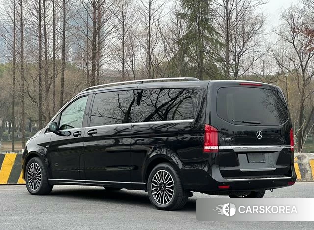 Mercedes-Benz V-class id 4212648 из Китая 2