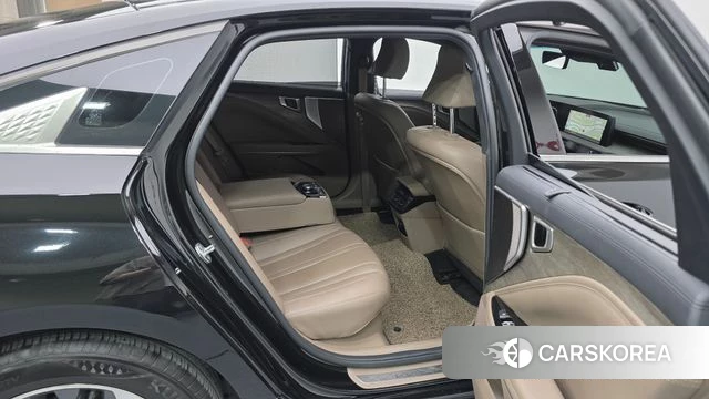 Kia K8 Hybrid 2022 Черный из Кореи, фото 2