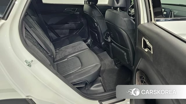 Kia Sportage 5th Generation 2024 Белый из Кореи, фото 2