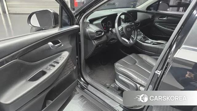 Hyundai The New Santa Fe 2022 Черный из Кореи, фото 2