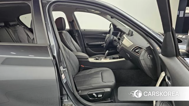 BMW 1 Series (F20) 2019 Серый из Кореи, фото 2