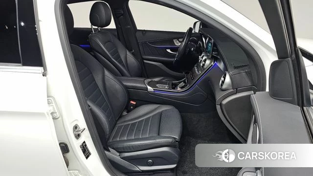 Mercedes-Benz GLC-Class X253 2023 Белый из Кореи, фото 2