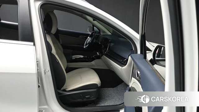 Kia Sportage 5th Generation 2021 Белый из Кореи, фото 2
