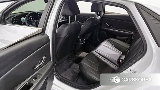 Hyundai Avante (CN7) 2021 Белый из Кореи, фото 2