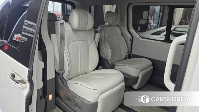 Hyundai Staria 2021 Белый из Кореи, фото 2