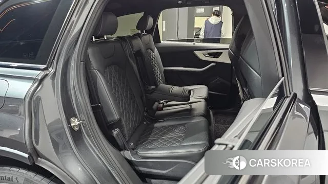 Audi Q7 (4M) 2023 Серый из Кореи, фото 2