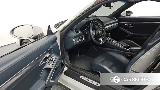 Porsche 718 Boxster 2019 Серебристо-серый из Кореи, фото 2