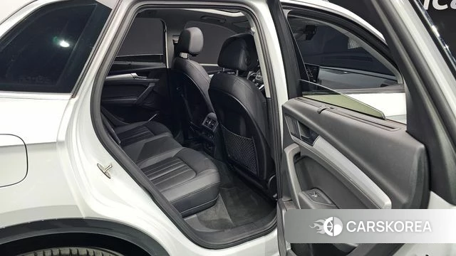 Audi Q5 (FY) 2021 Белый из Кореи, фото 2