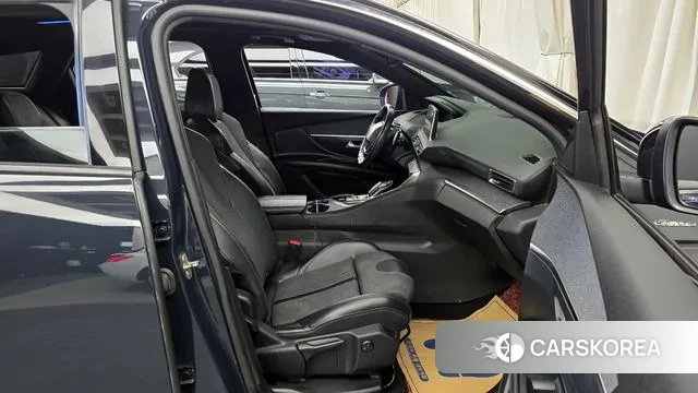 Peugeot 3008 second generation 2018 Синий из Кореи, фото 2