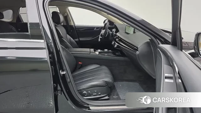 Genesis G80 (RG3) 2023 Черный из Кореи, фото 2