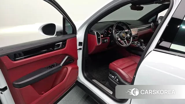 Porsche Cayenne (PO536) 2021 Белый из Кореи, фото 2