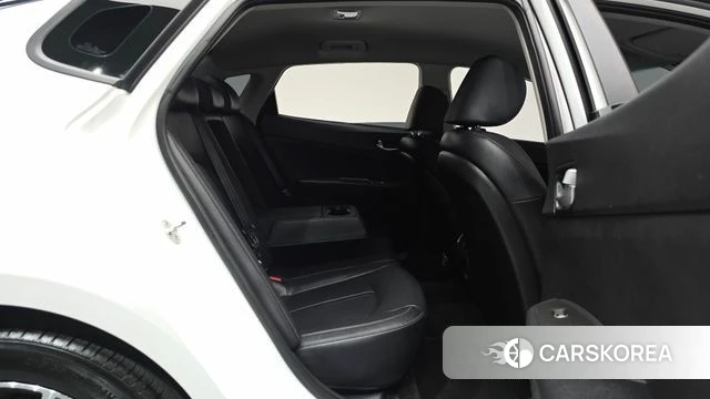 Kia The New K5 2nd generation 2019 Белый из Кореи, фото 2