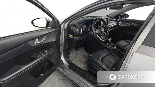 Kia Come New K3 2019 Серебристо-серый из Кореи, фото 2