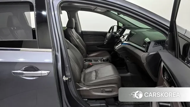 Honda Odyssey 2018 Серый из Кореи, фото 2