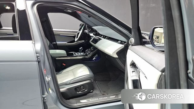 Land Rover Range Rover Evoque 2nd Generation 2020 Цвет галактики из Кореи, фото 2