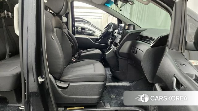 Hyundai Staria 2022 Синий из Кореи, фото 2