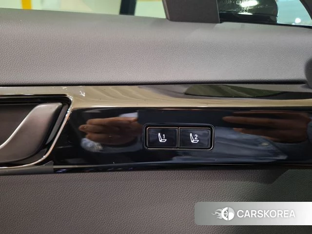 Hyundai Grandeur Hybrid (GN7) 2023 Черный из Кореи, фото 2