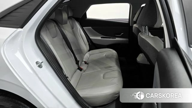 Hyundai Avante (CN7) 2022 Белый из Кореи, фото 2