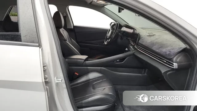 Hyundai Avante (CN7) 2020 Серебряный из Кореи, фото 2