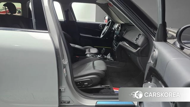 Mini Cooper Countryman 2023 Серебристо-серый из Кореи, фото 2