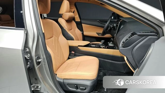 Lexus NX350h Second generation 2024 Серый из Кореи, фото 2
