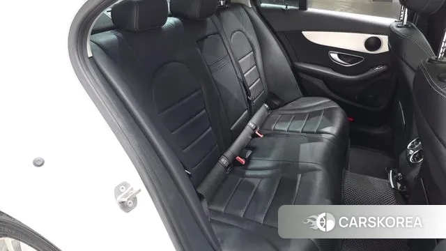 Mercedes-Benz C-Class W205 2020 Белый из Кореи, фото 2