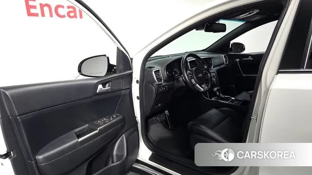 Kia Sportage The Bold 2021 Белый из Кореи, фото 2