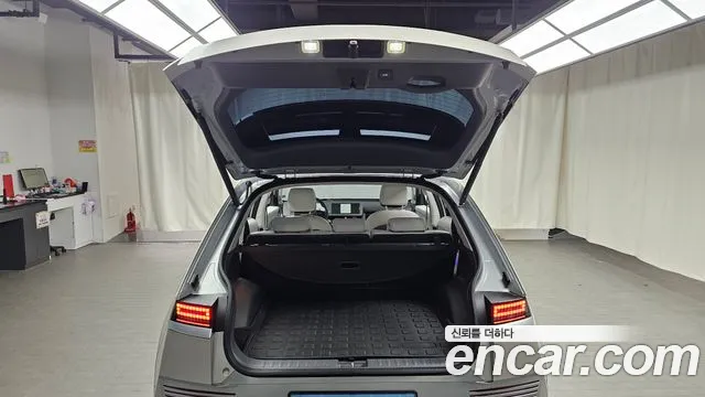 Hyundai Ionic 5 2023 Песочный из Кореи, фото 2