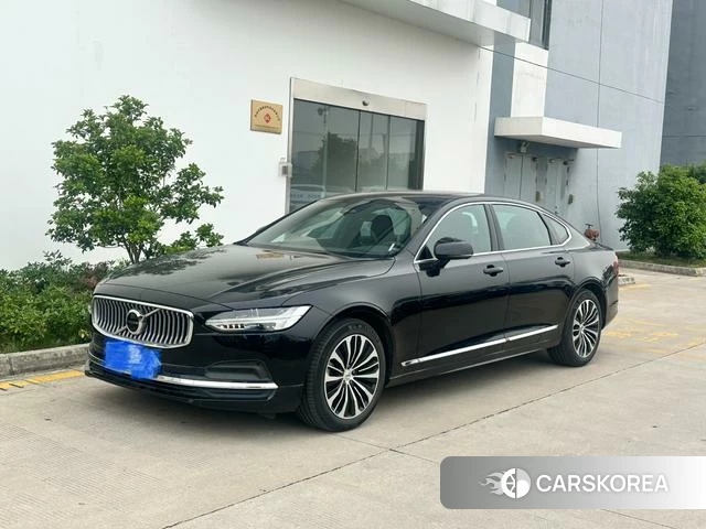 Volvo S90 2025 Черный из Китая, фото 2