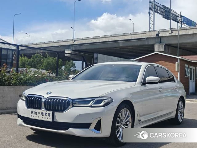 BMW 5 series 2021 Белый из Китая, фото 2
