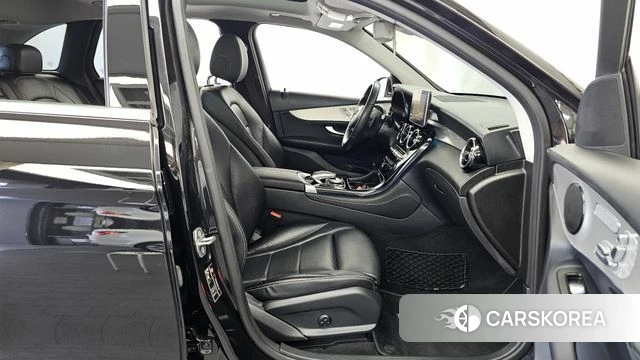 Mercedes-Benz GLC-Class X253 2018 Черный из Кореи, фото 2