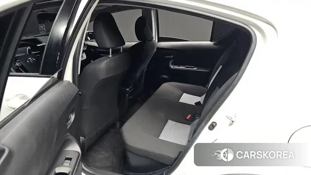 Toyota Prius C 2021 Белый из Кореи, фото 2