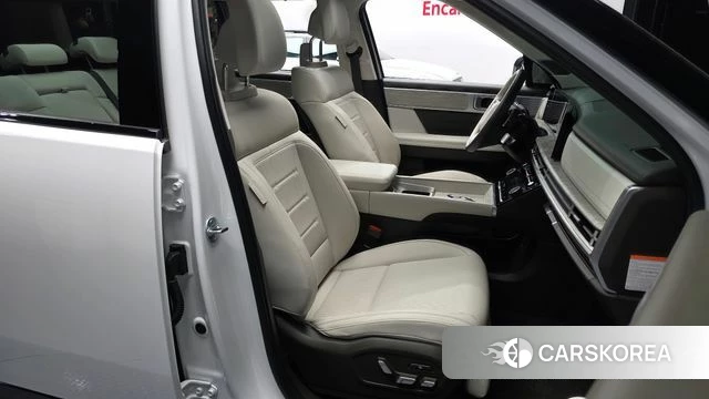 Hyundai Santa Fe (MX5) 2024 Белый из Кореи, фото 2