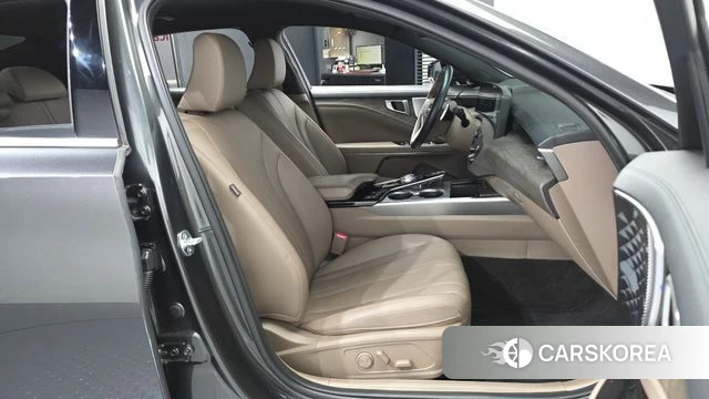 Kia K8 2023 Серый из Кореи, фото 2